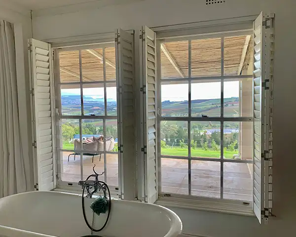 Clear security and sustainable architecture in the Winelands region